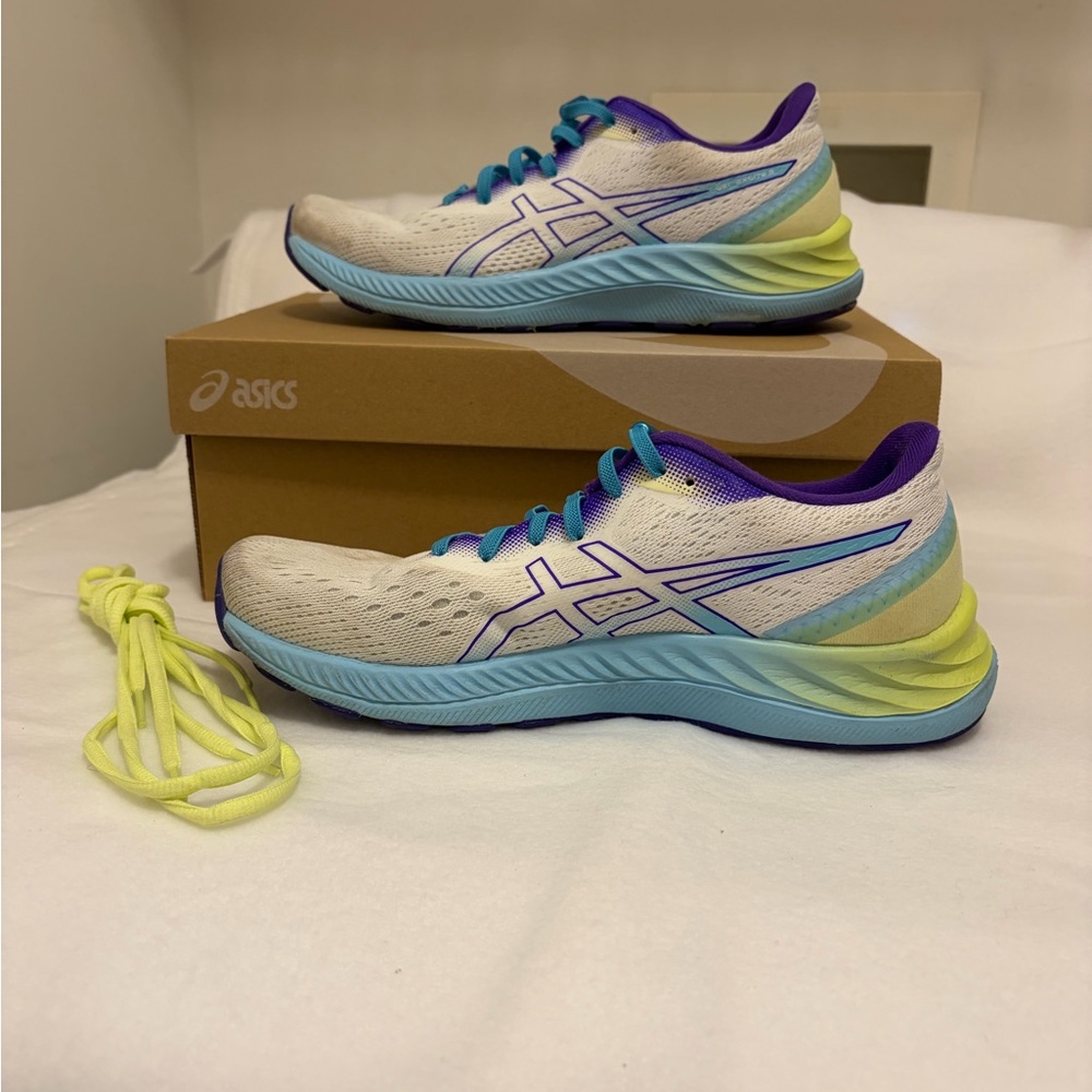ASICS Gel Excite 8 Women's White and Purple Athletic Shoes.